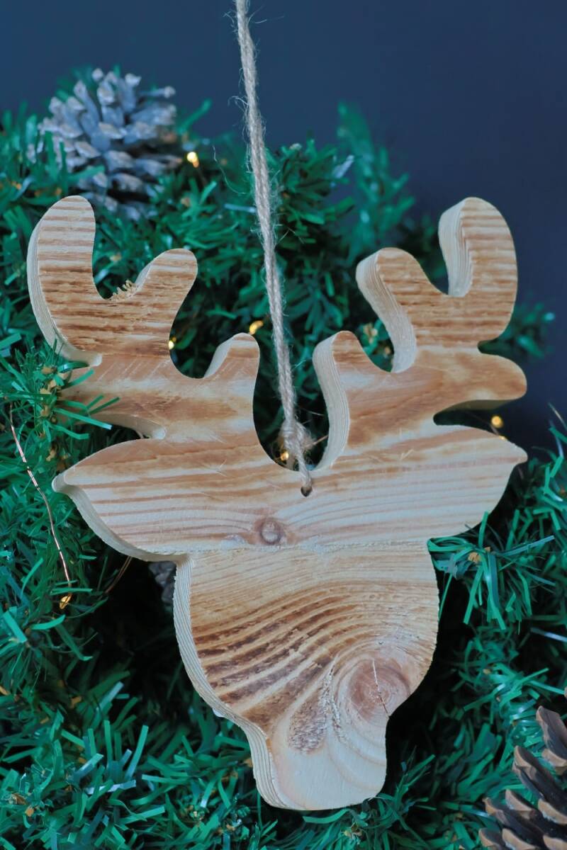 Houten Rendier Hanger – Landelijke Mango Kerstdecoratie 20 cm (Staand & Hangend)