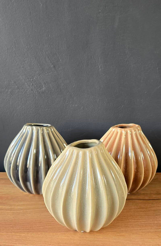 Rustik Lys Vaas Wide – Handgemaakte Keramieken Vaas Ø15 cm (3 Kleuren)