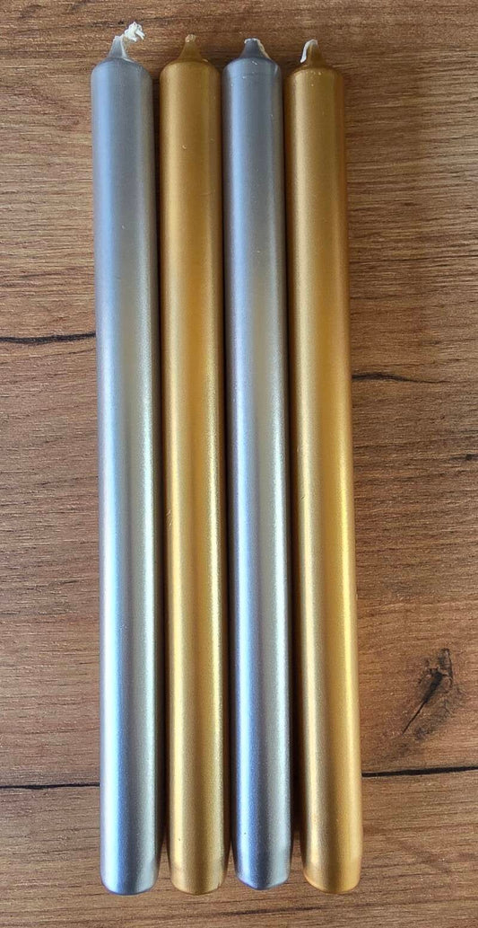 Rustik Lys Metallic Dinerkaarsen – Goud & Zilver (11 Uur Brandduur)