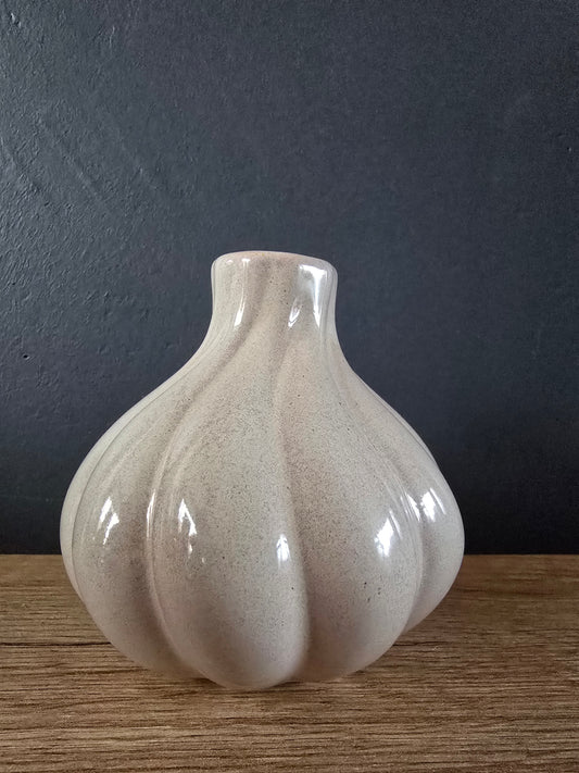 Beige aardewerk kandelaar single