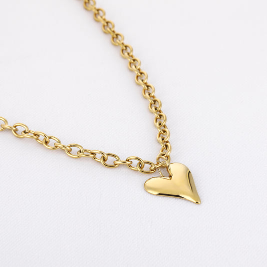 Heart Chain Necklace Gold