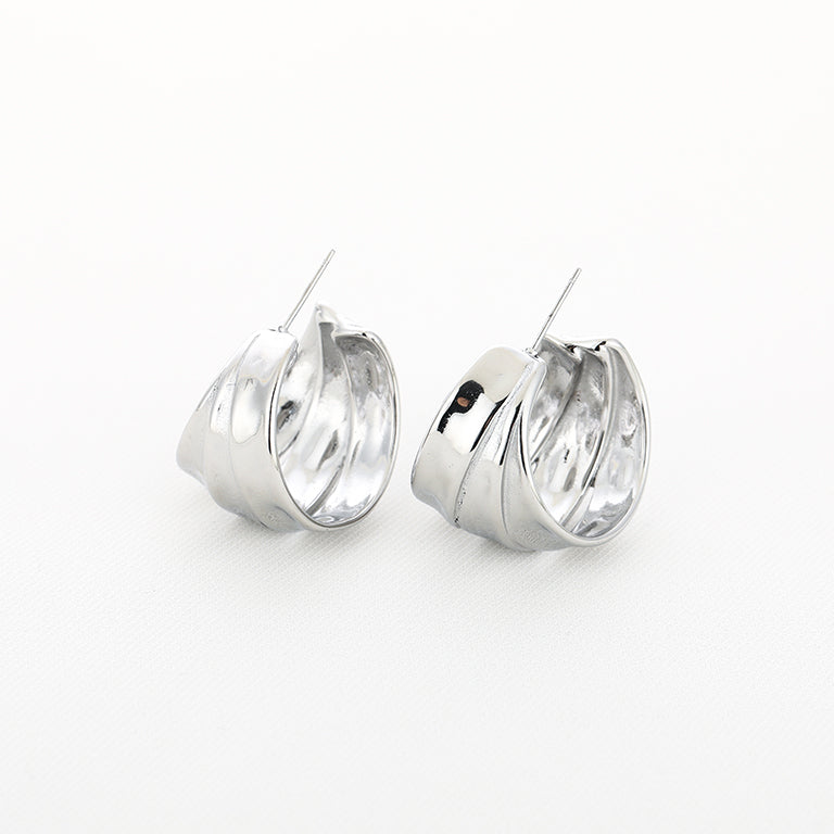 Twist Hoops