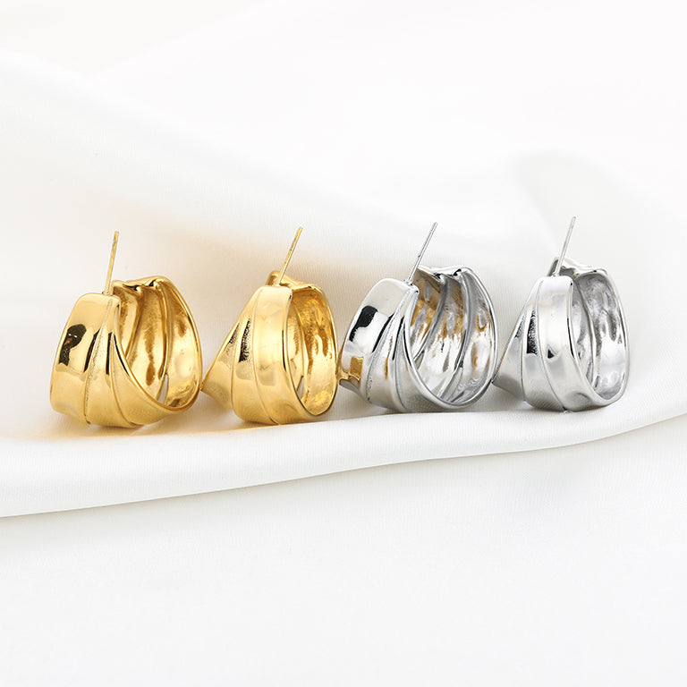 Twist Hoops