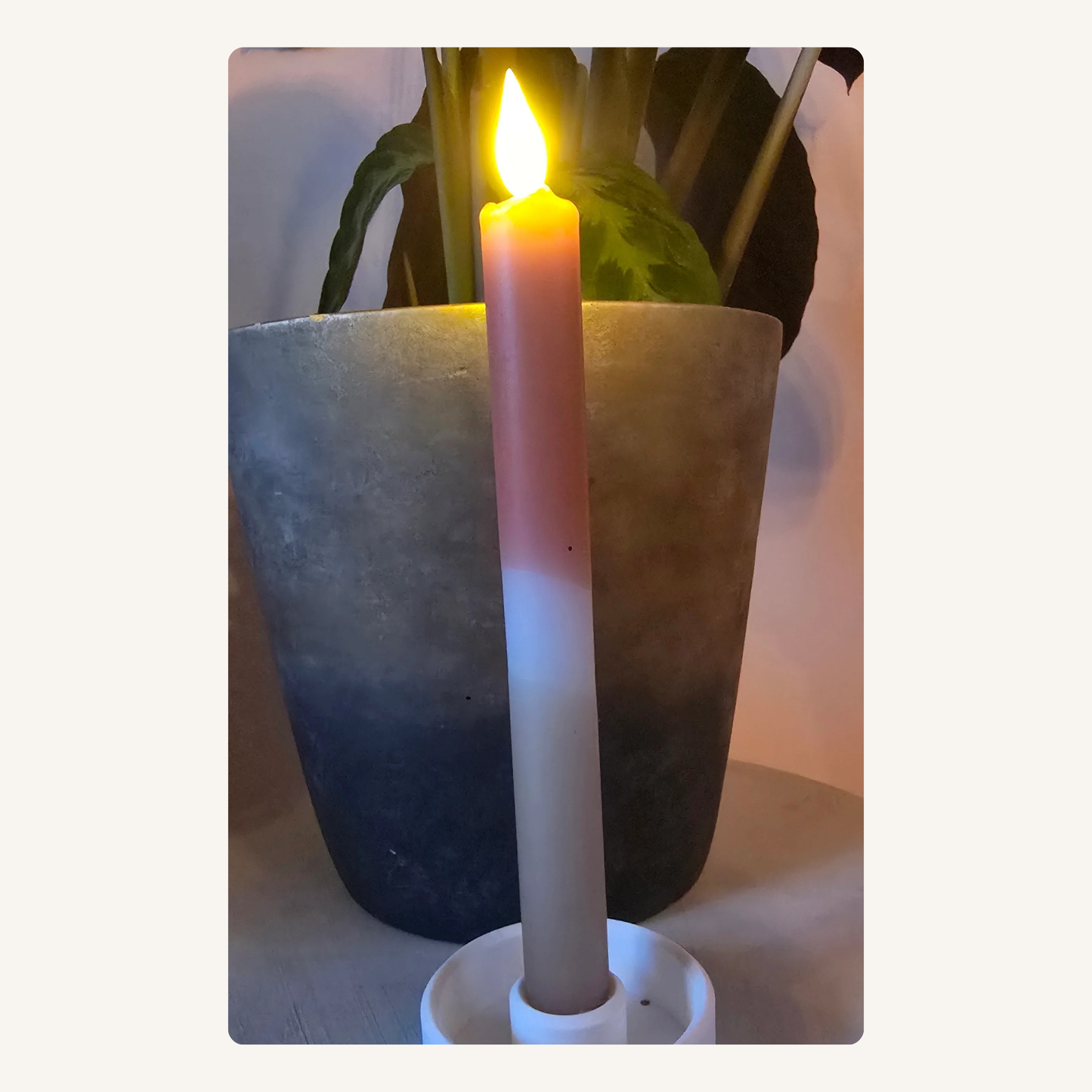 LED dinerkaars beige-wit met zachte oranje gloed
