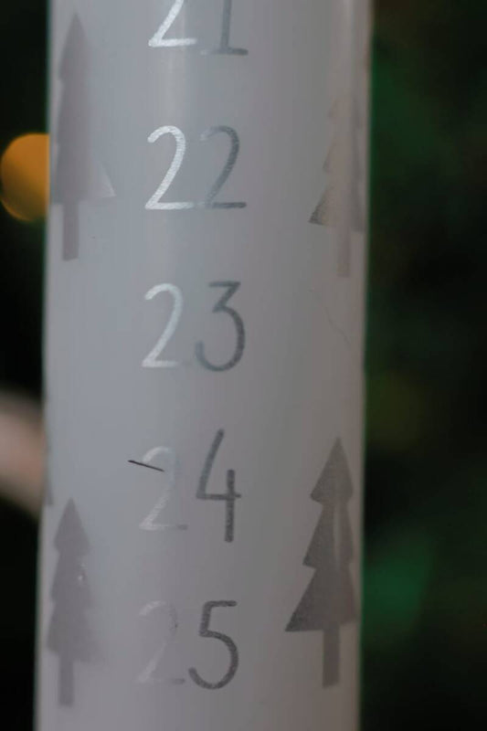 Rustik Lys Adventkaars – Aftellen tot Kerst (Duurzaam & Sfeervol)